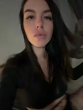 Show modela Oksiandfray na web-kameri