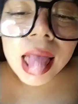 Diamily's Webcam Show
