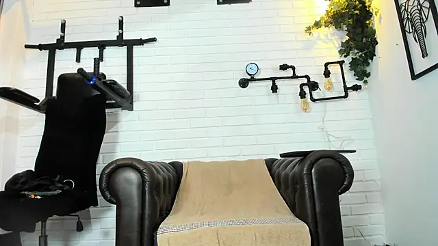 ItaloMoore's Webcam Show