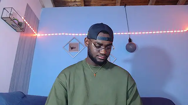 eebony_stallion – webcam-show