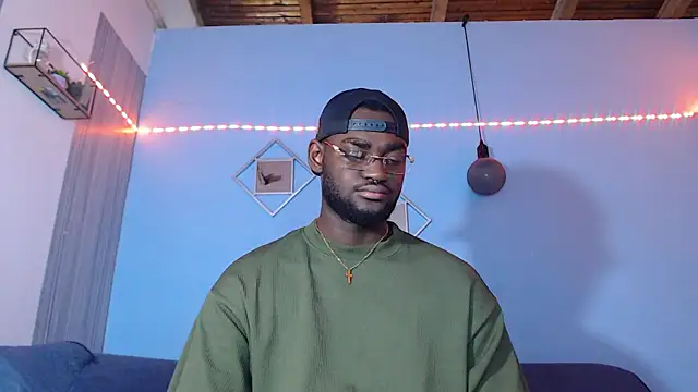 Webkamerová show eebony_stallion