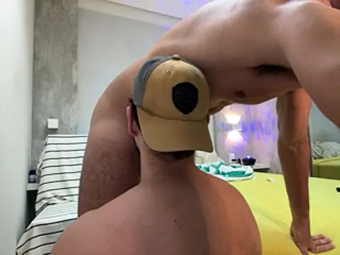 CasadoLutadorBigStudsのウェブカメラショー