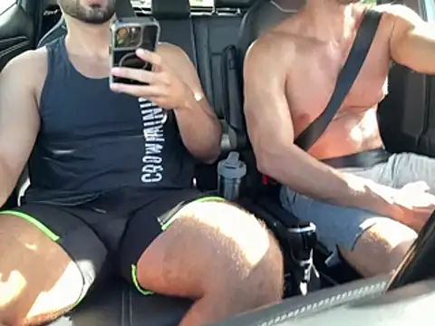 CasadoLutadorBigStuds Pertunjukan Webcam