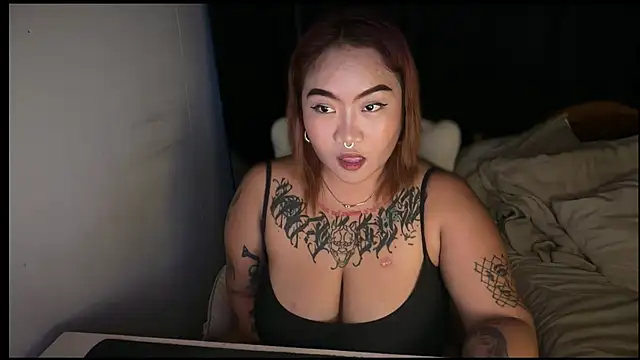 _XXXKittyTingles webkamerás műsora
