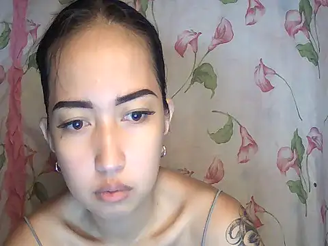 دردشة XXnaughty_08XX الجنسية المباشرة