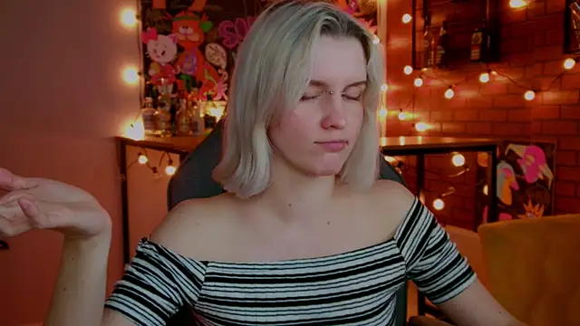 BethanyCloud's Live XXX Chat