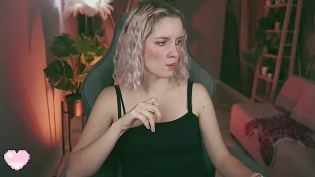 צ'אט XXX בשידור חי של BethanyCloud