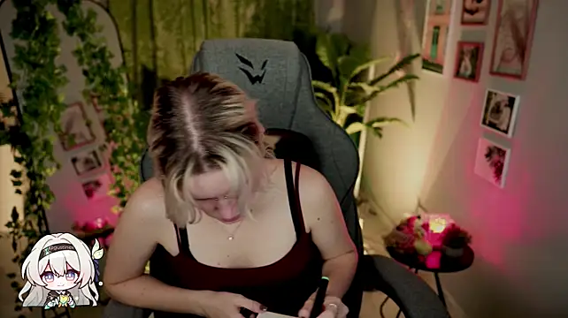 XXX chat uživo modela BethanyCloud