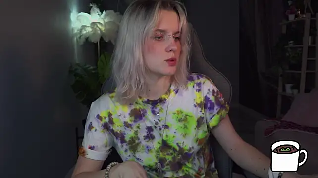 BethanyCloud's Webcam Show