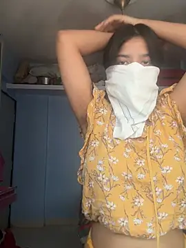 crazy111girl's Live XXX Chat