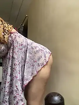 crazy111girl's Live XXX Chat