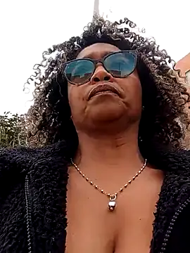 BiiancaEstradaa's Webcam Show