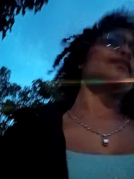 BiiancaEstradaa's Webcam Show