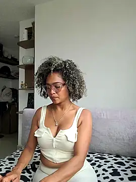 Živý XXX chat BiiancaEstradaa