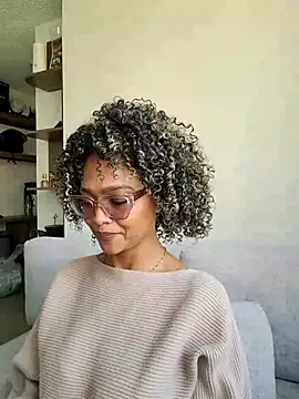 BiiancaEstradaa – live chatrum