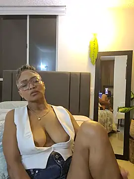 BiiancaEstradaan Live XXX chat