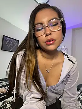lillytiller Webcam show