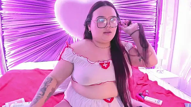 Lushi_Love Adlı Modelin Web Kamerası Şovu