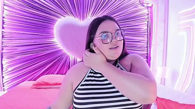 Živý XXX chat Lushi_Love