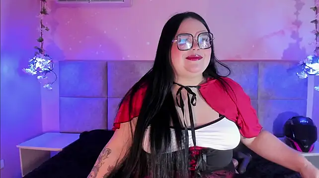Lushi_Love Chat XXX live