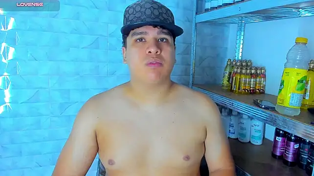 Naim_Bennetsex: вебкам-шоу