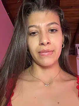 Lenapink19 Adlı Modelin Canlı XXX Sohbeti