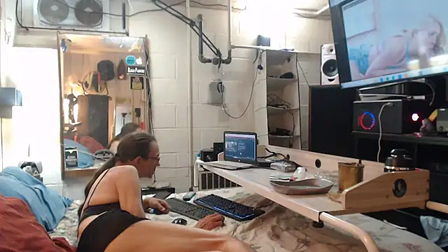 Puff0169 Show in webcam