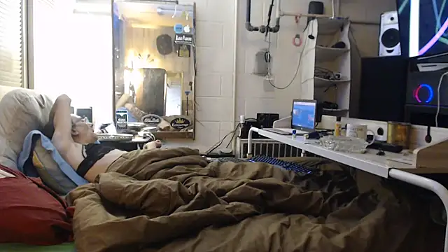 Puff0169 Show Webcam