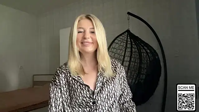 Blondie_xoxoxo webcam show