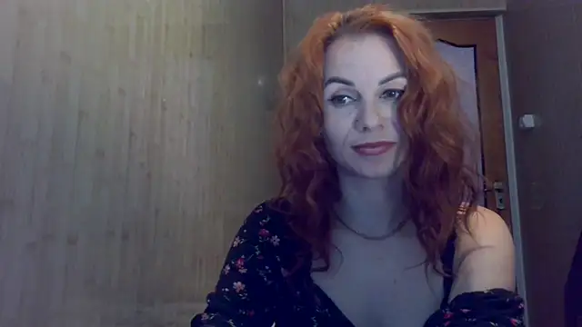Show modela Kisa26311 na web-kameri