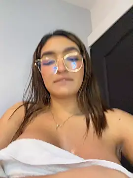jenn_fit's Webcam Show