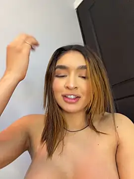 jenn_fit's Webcam Show