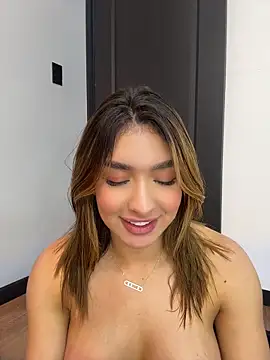 jenn_fit's Webcam Show