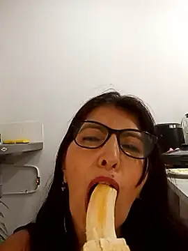 swity_foster Show in webcam