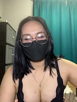 melyiaaa Live XXX Chat