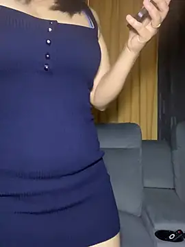 melyiaaa 网络视讯表演