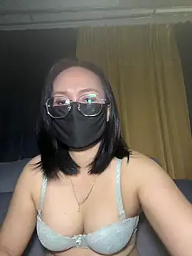Živý XXX chat melyiaaa