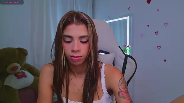 عرض كام BrunetteAdams001