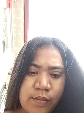 Webkamerová show EATALLUCANPUSSYPINAY