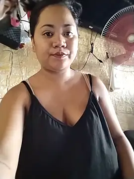 EATALLUCANPUSSYPINAY Pertunjukan Webcam