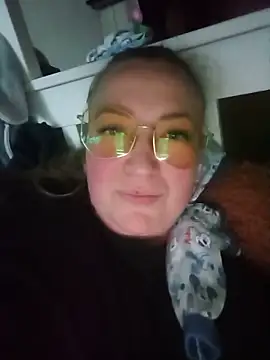 Kiss_Eva Live XXX Chat