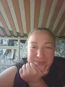 Kiss_Eva Live Chatraum