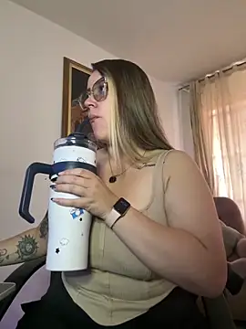CurvyLust_x Live Chatraum