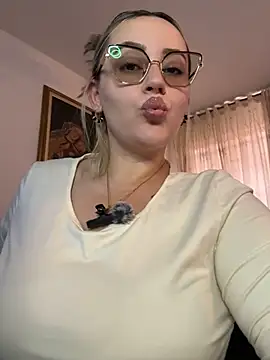 CurvyLust_x's Live XXX Chat