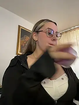 عرض كام CurvyLust_x
