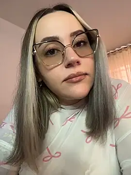 CurvyLust_x's Webcam Show