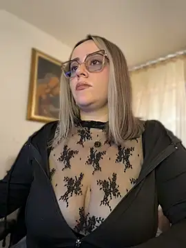 CurvyLust_x's Webcam Show