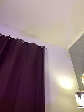 MiilaBlake Adlı Modelin Canlı Sohbet Odası