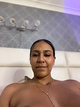 MiilaBlake's Live XXX Chat