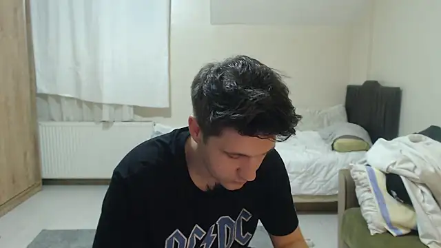 2handsomemann Adlı Modelin Web Kamerası Şovu
